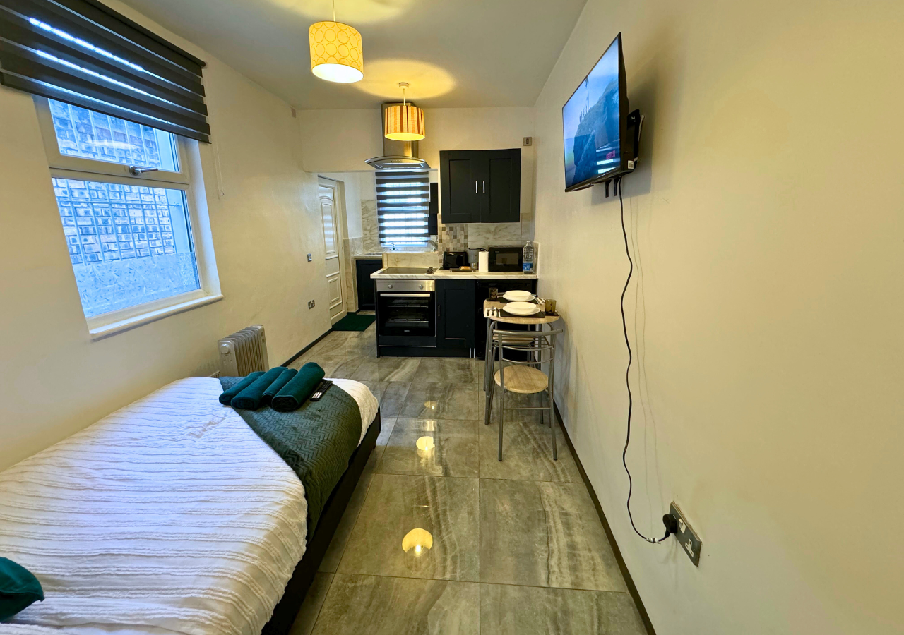 20% OFF | Cosy Getaway For Couples | Free Parking