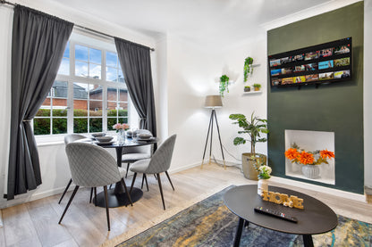 3 Bedroom 1 Bathroom 2 W/C's Property To Rent In Putney/Wandsworth
