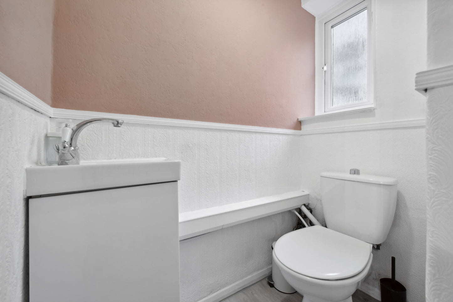 3 Bedroom 1 Bathroom 2 W/C's Property To Rent In Putney/Wandsworth